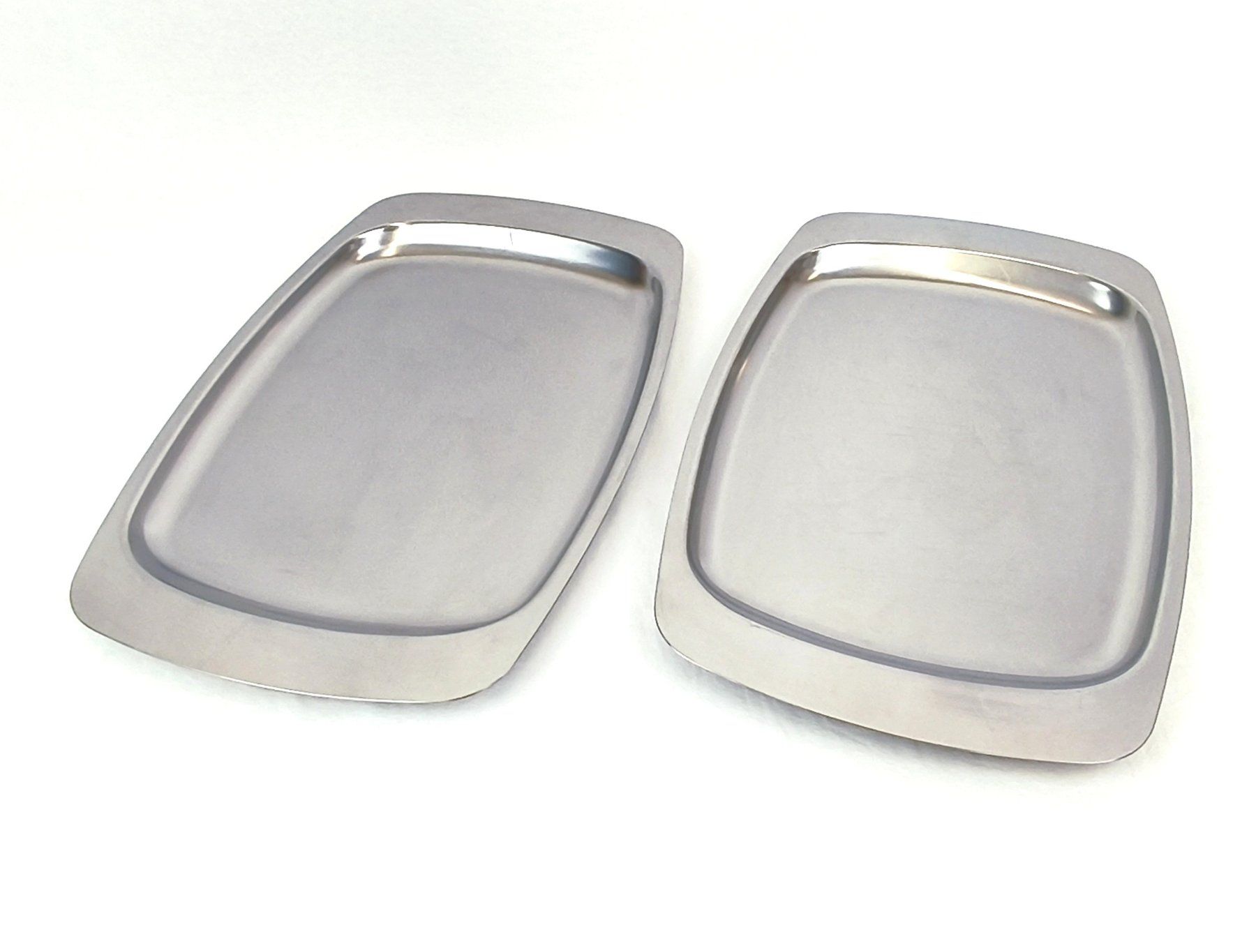 Piatti di portata: 2 Servierplatten aus Chromstahl 40,5cm – Usato da Pratteln venduto da Restwert_Pratteln 2