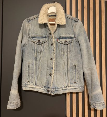 Levis Jacke gefüttert, Gr. S