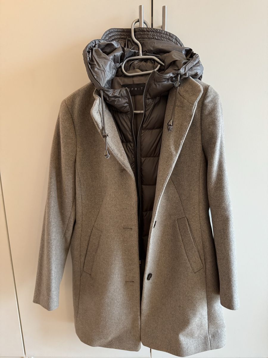 Esprit Cappotti: ESPRIT MANTEL GR. 40 – Usato da Bern venduto da Damaru