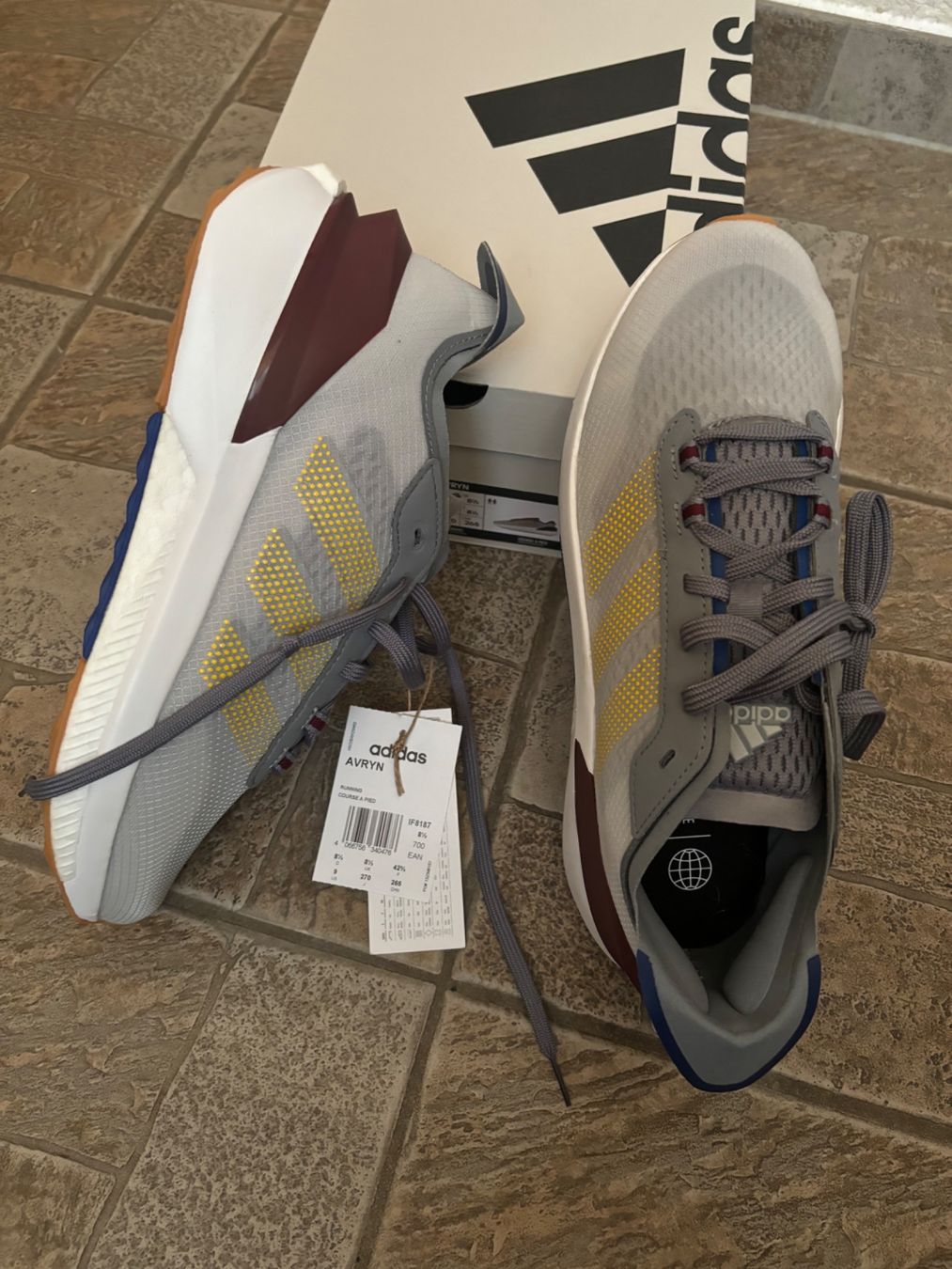 Adidas Herrenschuhe: 42 2/3_adidas Avryn_LP 185 CHF_NEU – Neu und originalverpackt aus Versegeres von kista 7