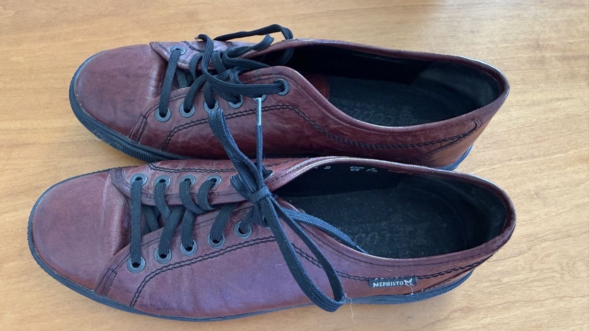 Scarpe da donna: Schuhe Mephisto Grosse 38 (5) – Usato da Zürich venduto da Glila 2