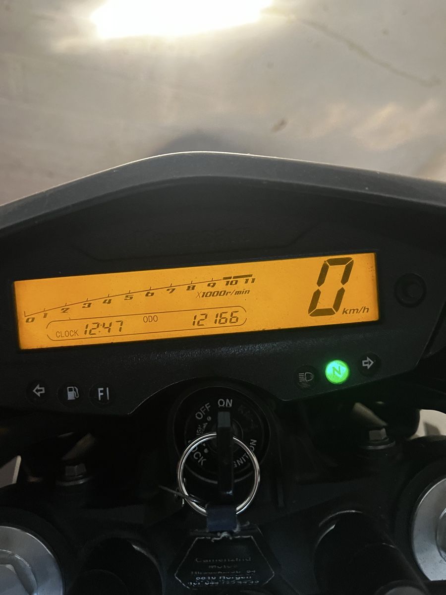 Strada: Kawasaki D-Tracker 125 – Usato da Willisau venduto da roelli6997 4