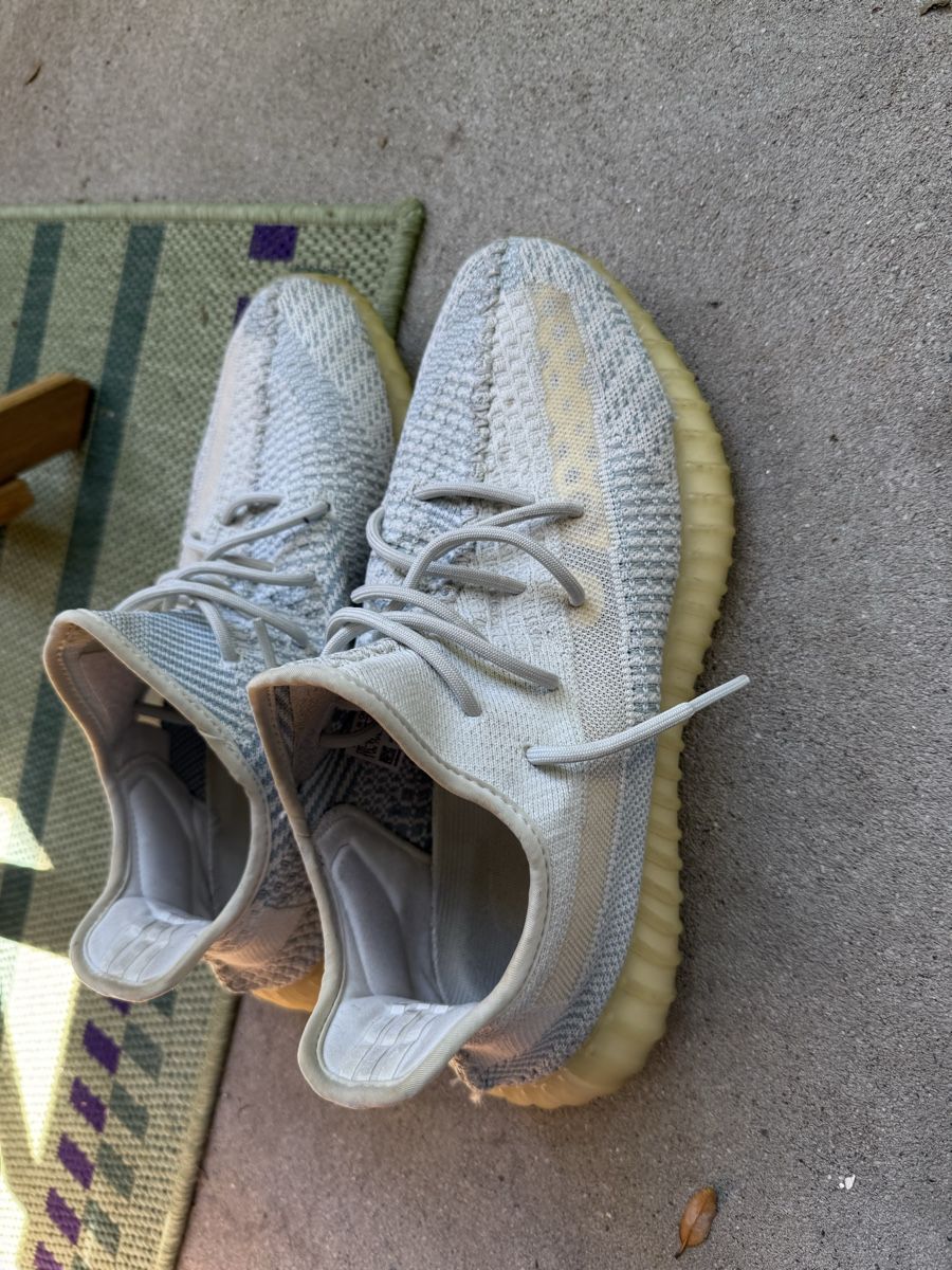 Adidas Scarpe da uomo: Yeezy Cloud White size 12 / 46 – Usato da Zürich venduto da car_v988 2