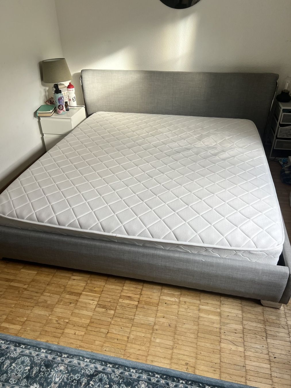 Letti: Bed 180x200 – Usato da Zürich venduto da aba_62bd 1