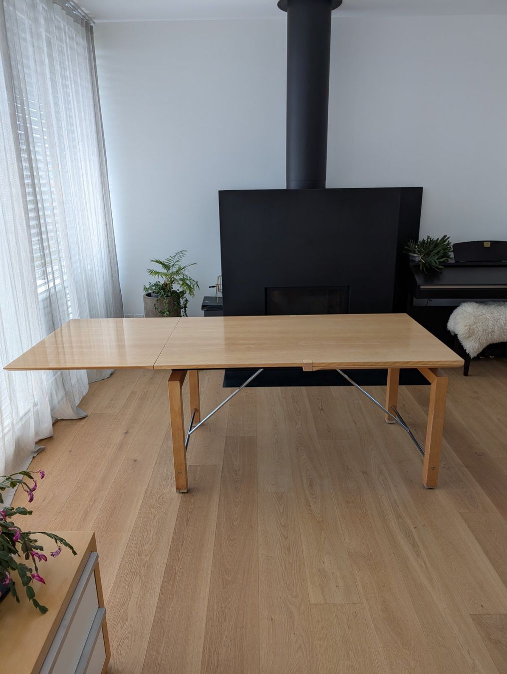 Gebrauchter Esstisch, ausziehbar 4-10 Personen (Gebraucht) in Abtwil SG für CHF 1 – nur Abholung auf Ricardo kaufen