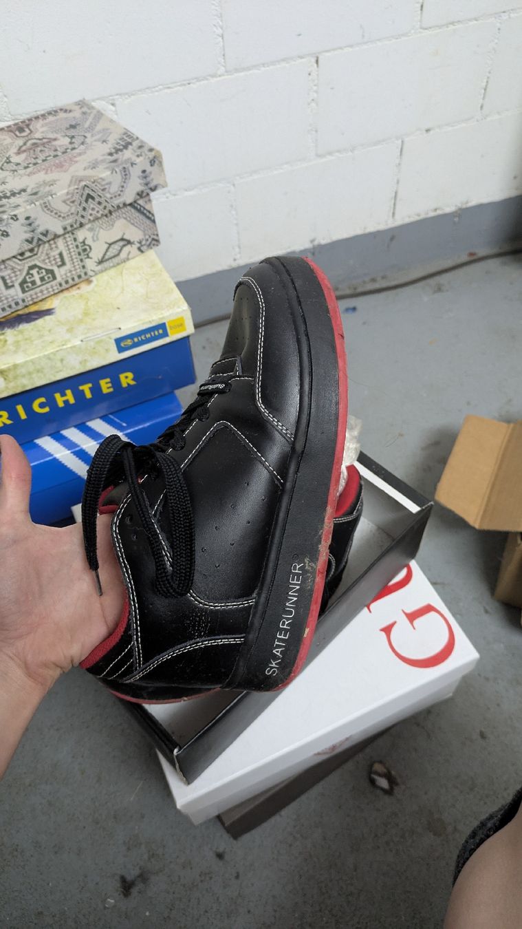 Heelys Scarpe da uomo: HEELYS Schuhe schwarh – Usato da Morgarten venduto da rra_jvw7 1