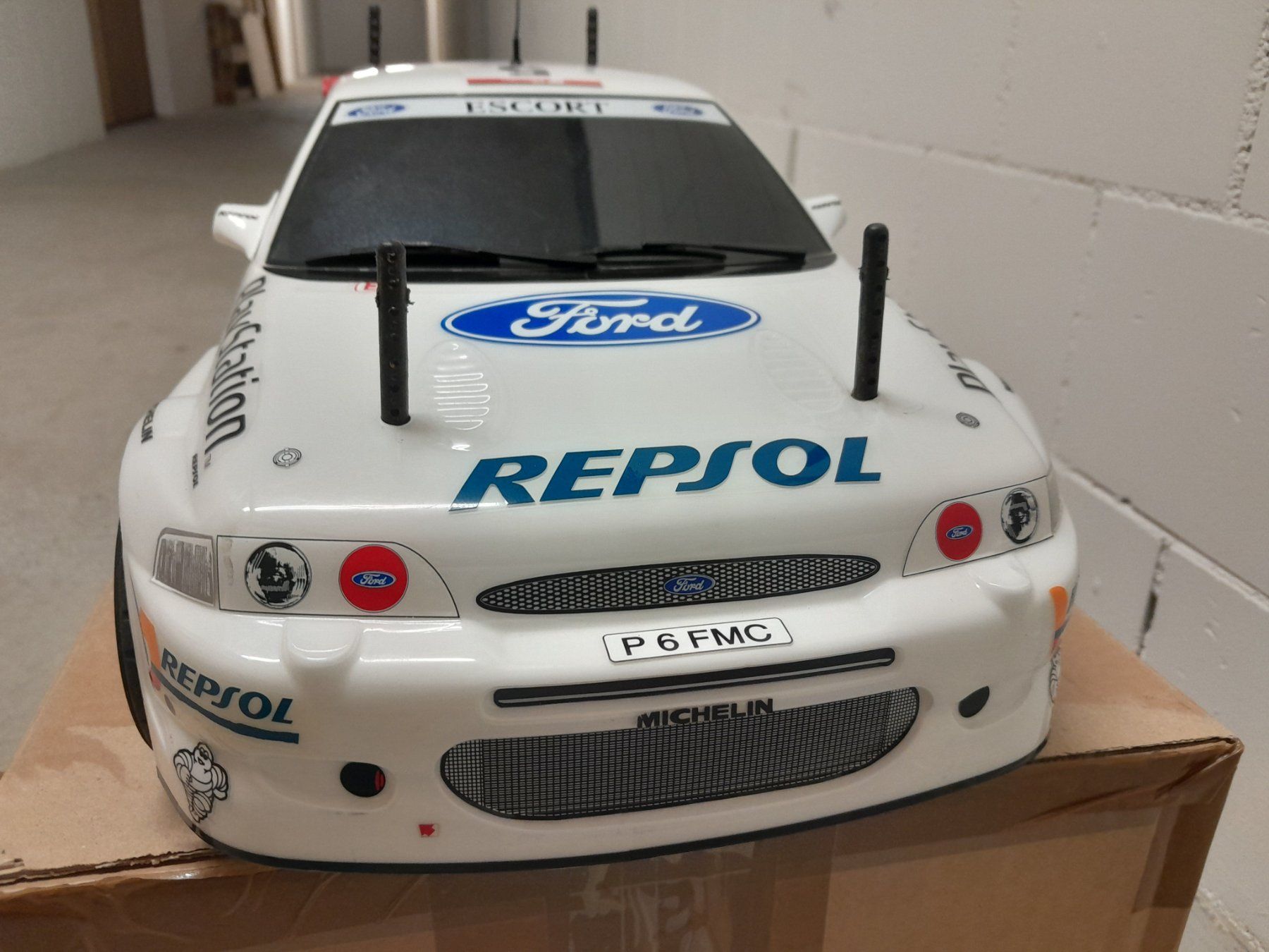 Kyosho RC Modellbau: KYOSHO LANDMAX FORD ESCORT 1:8 – Defekt aus Ebnat-Kappel von MAZUKITURB0 1