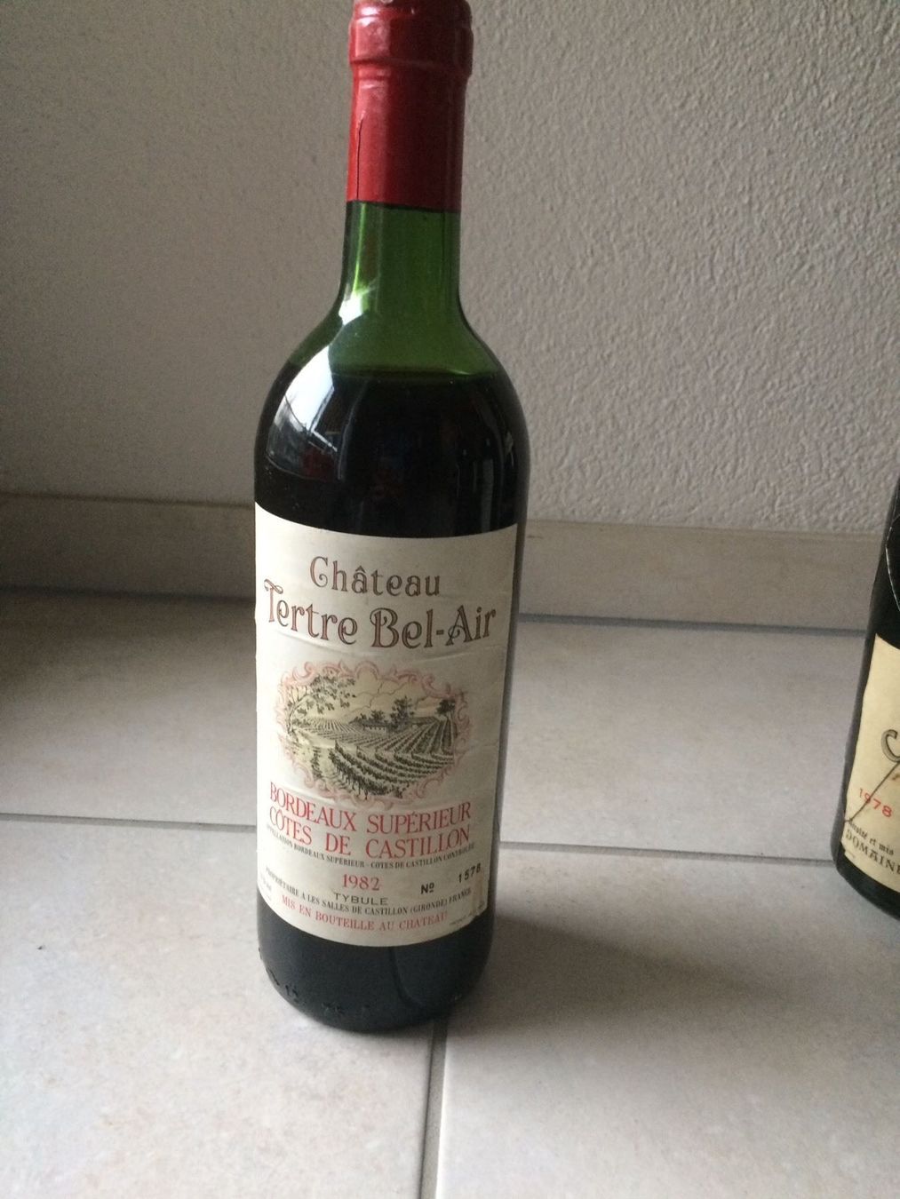 Vins: Château Tertre Bel - Air ( Côtes de Cast – Neuf avec emballage d'origine à Bern par Balharbour