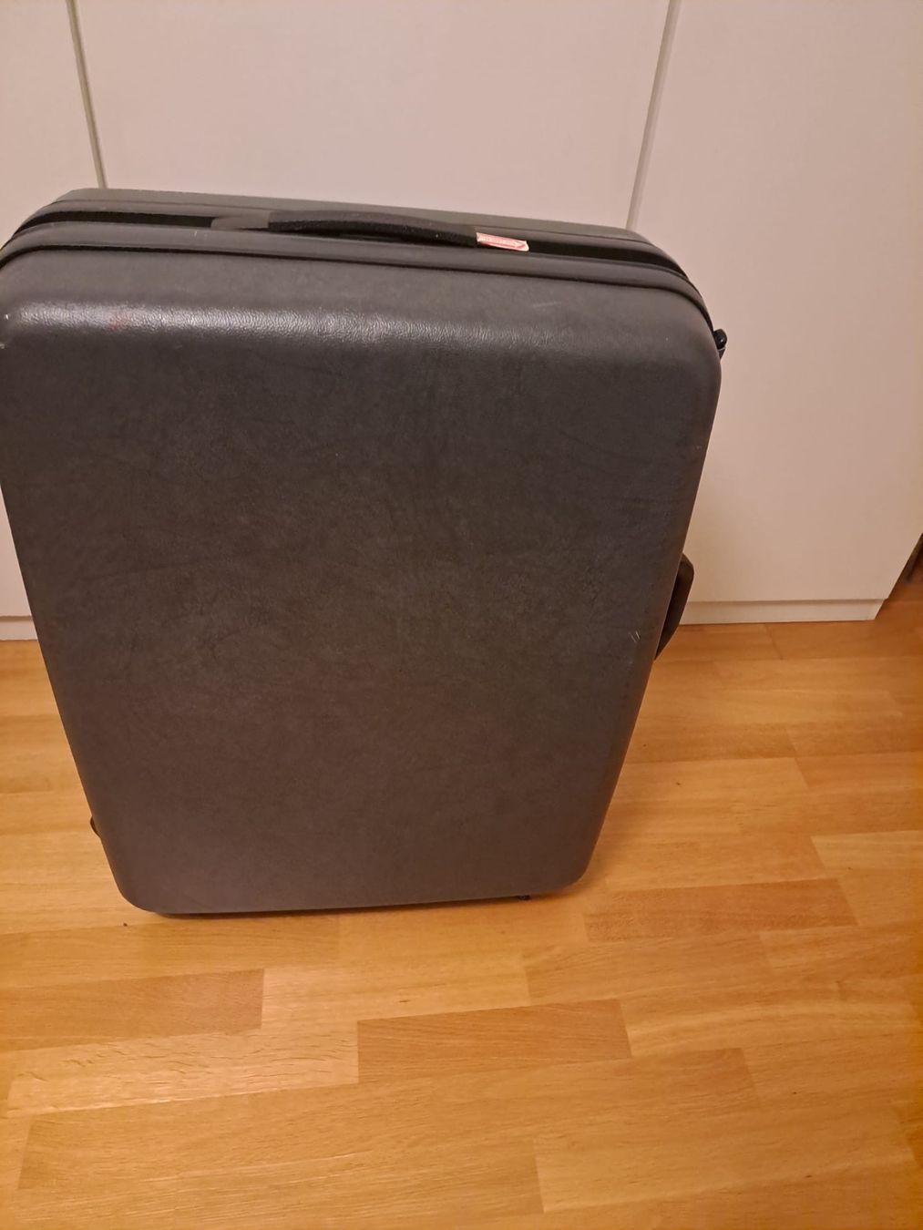 Samsonite Valises de voyage: Large Hardcase Suitcase with Clothes Hanger. – Neuf (Voir description) à Frasnacht par bp96 1