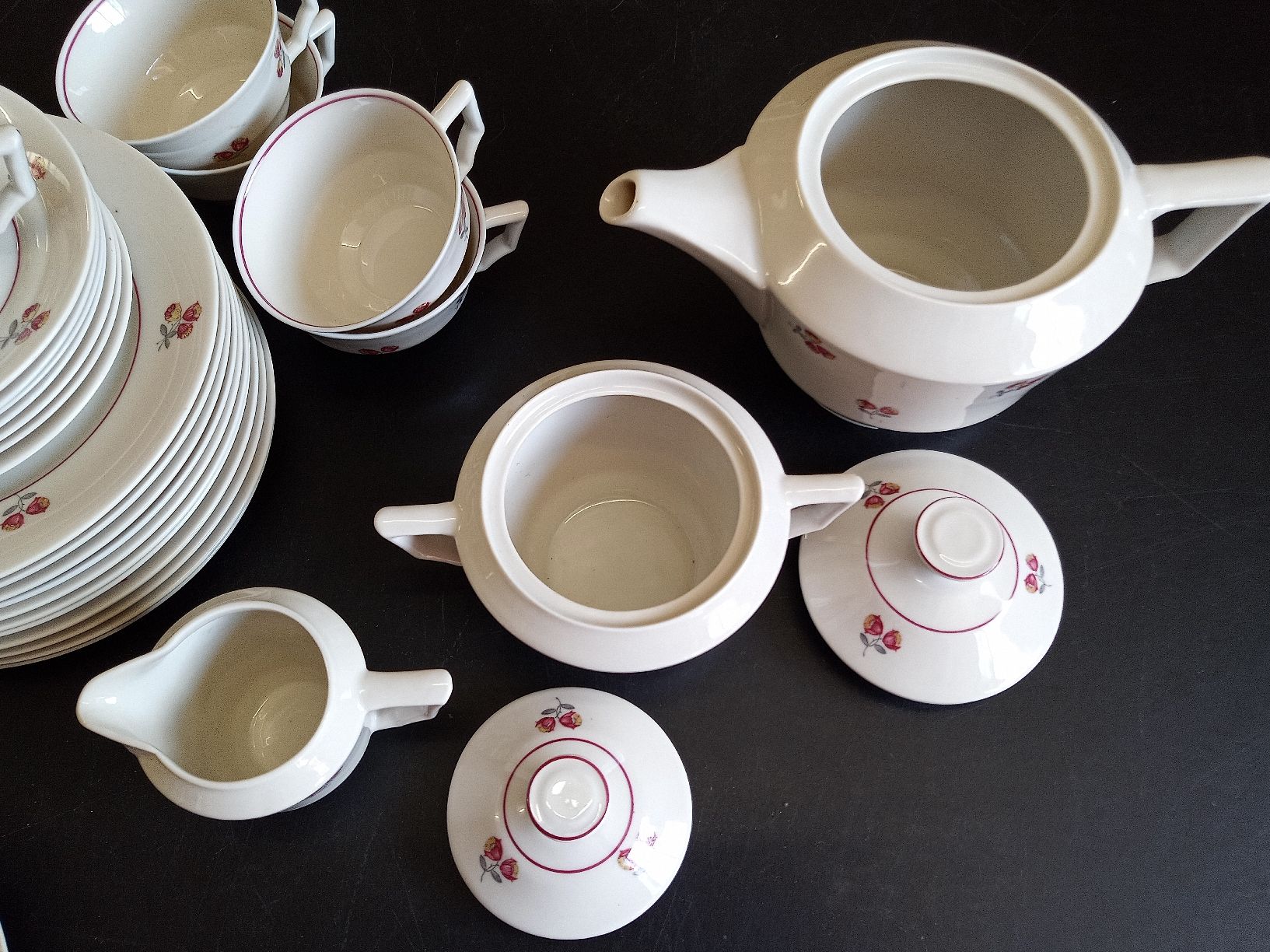 Set di piatti: Langenthal Teeservice 6Personen - Tee Geschirr Set – Usato da Reiden venduto da Zofi-Brocki 3
