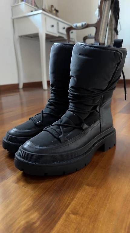 Scarpe da donna: Scarpe invernali Hammerstein  – Usato da Losone venduto da Mel.10.2
