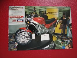 Photokarte Motorrad Ausstellung Honda 650