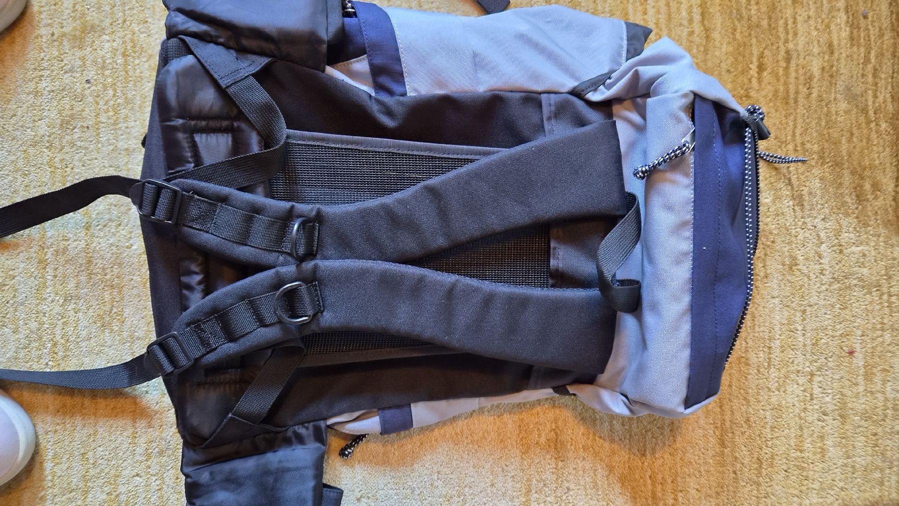 Zaini: Wanderrucksack TCM blau grau mit Netzfach  – Usato da Kölliken venduto da MissesBossTop1 4