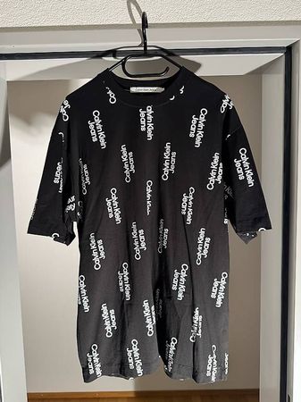 Premium T-Shirts - Grösse L