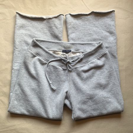 Brandy Melville – Graue Jogginghose mit niedriger Leibhöhe