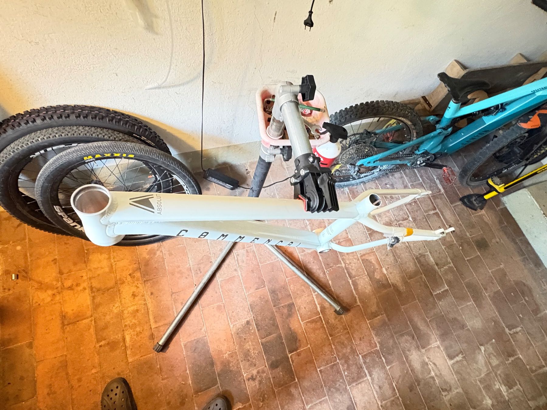 Commencal Ersatzteile: Commencal Absolut Dirt Jump Rahmen Medium – Gebraucht aus Zürich von Andilost01 1