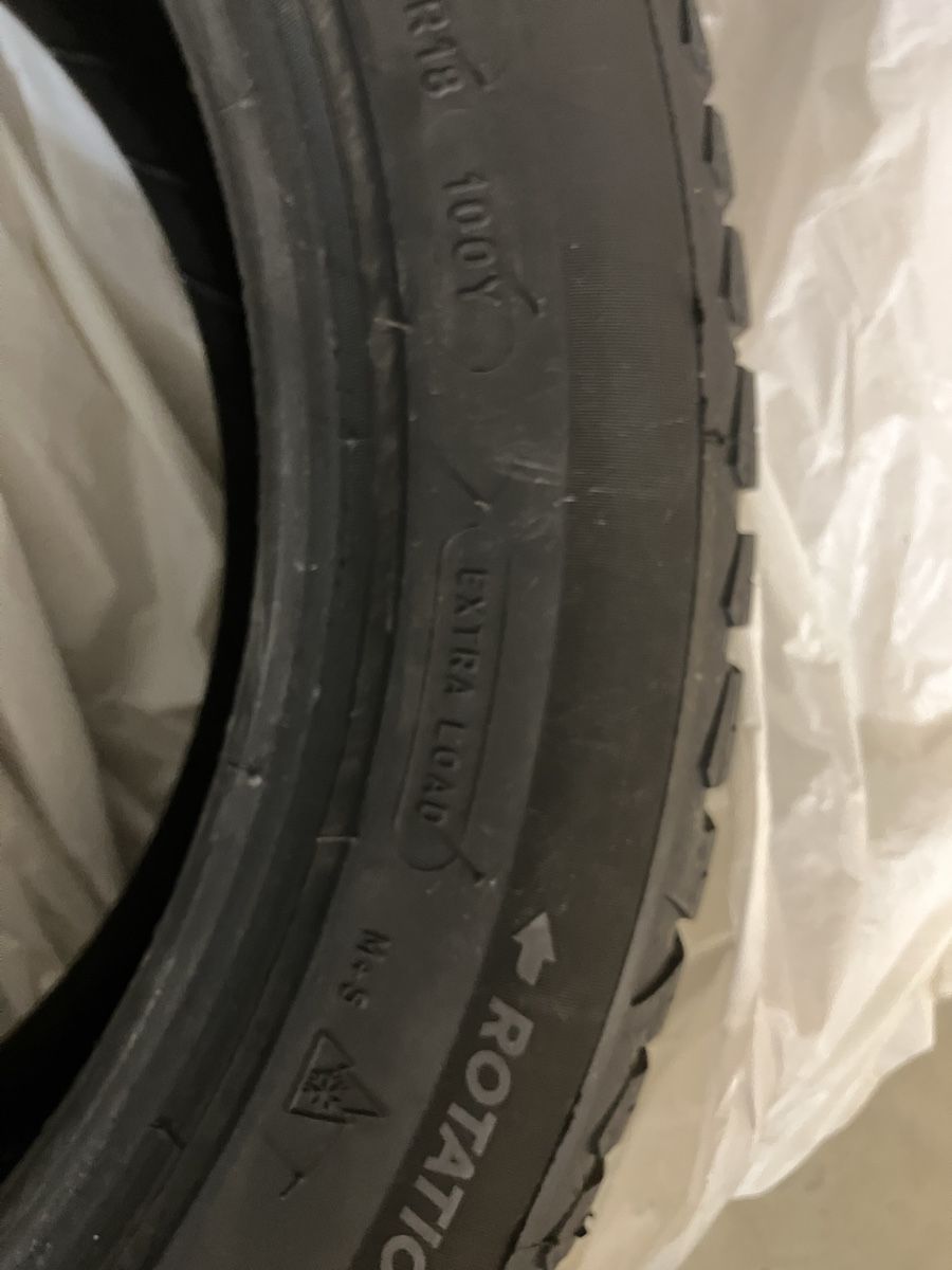 Michelin Pneus & Roues: 2 Michelin - Allwetter-Pneu – D'occasion à Rümlang par mob_y7md 8