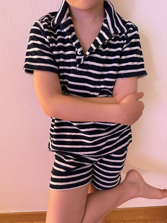 Lotti & Set di vestiti: Frotté Set von Next Gr. 110 – Usato da Küsnacht ZH venduto da Leen