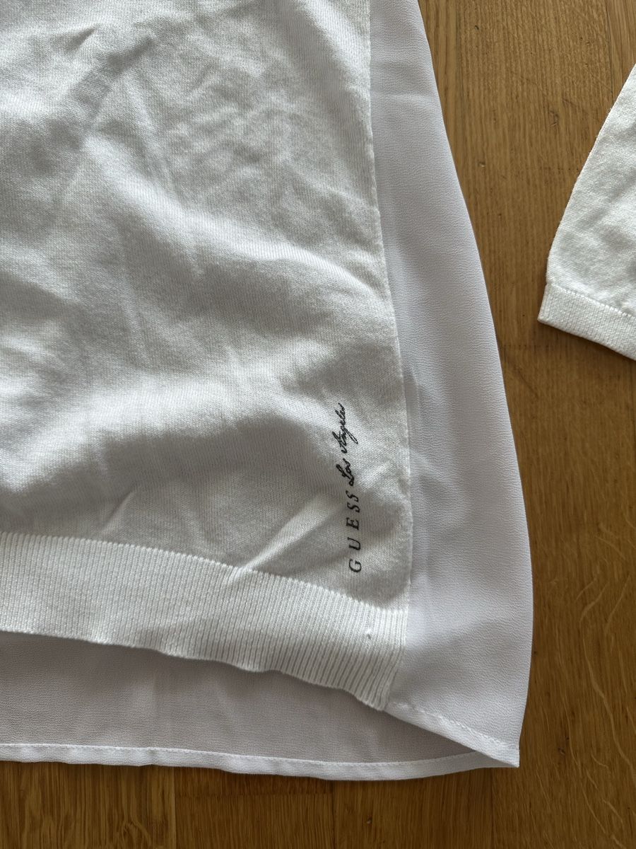 Guess Pullover & Sweatshirts: Guess Pullover hinten dünnes Material Damen Gr.S – Neu (gemäss Beschreibung) aus Bettlach von Tradenet100 1