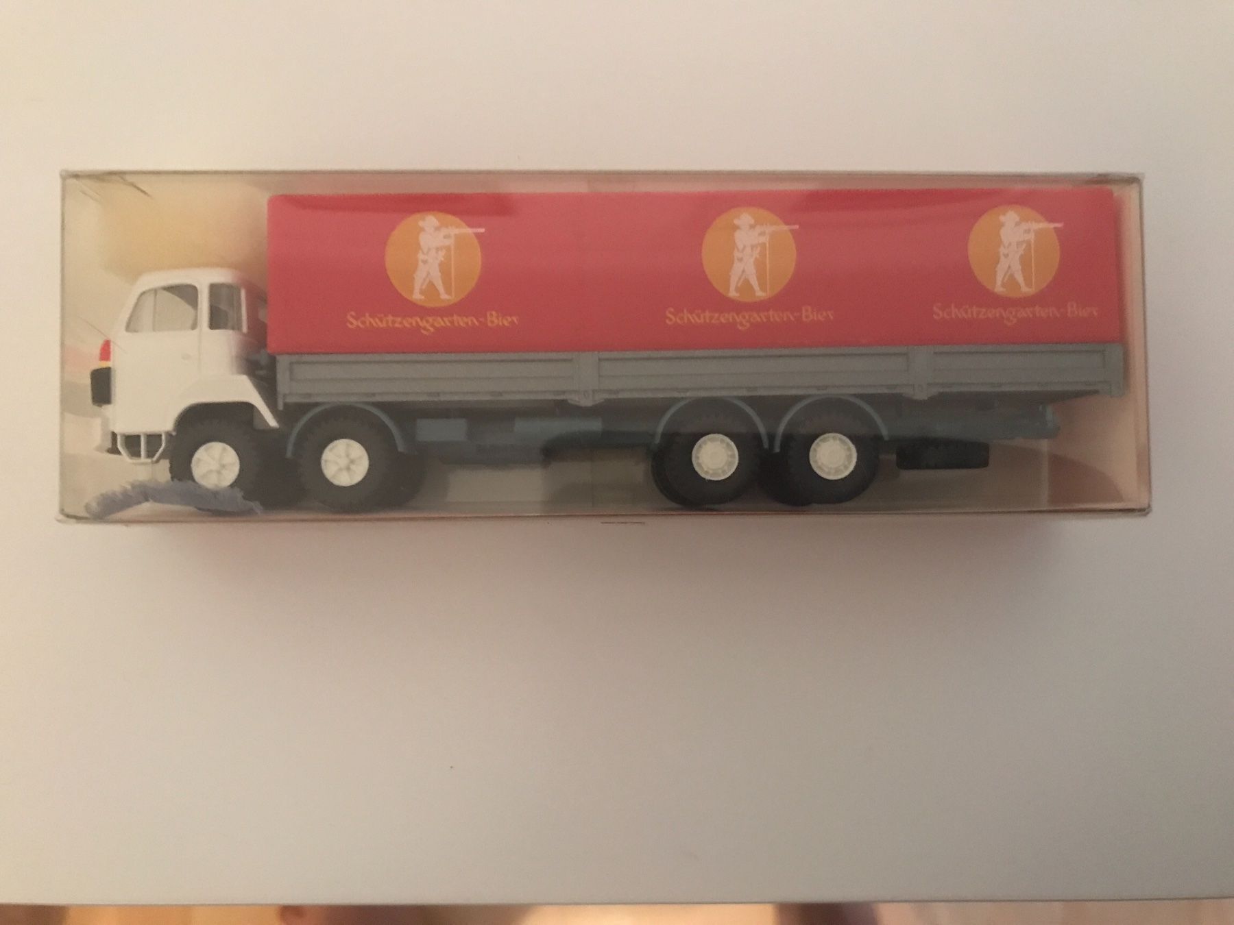 Modellini d'auto: Brauerei Schützengarten - 1:87 Modell – Nuovo e nell'imballaggio originale da St.Gallen venduto da Bigdisch