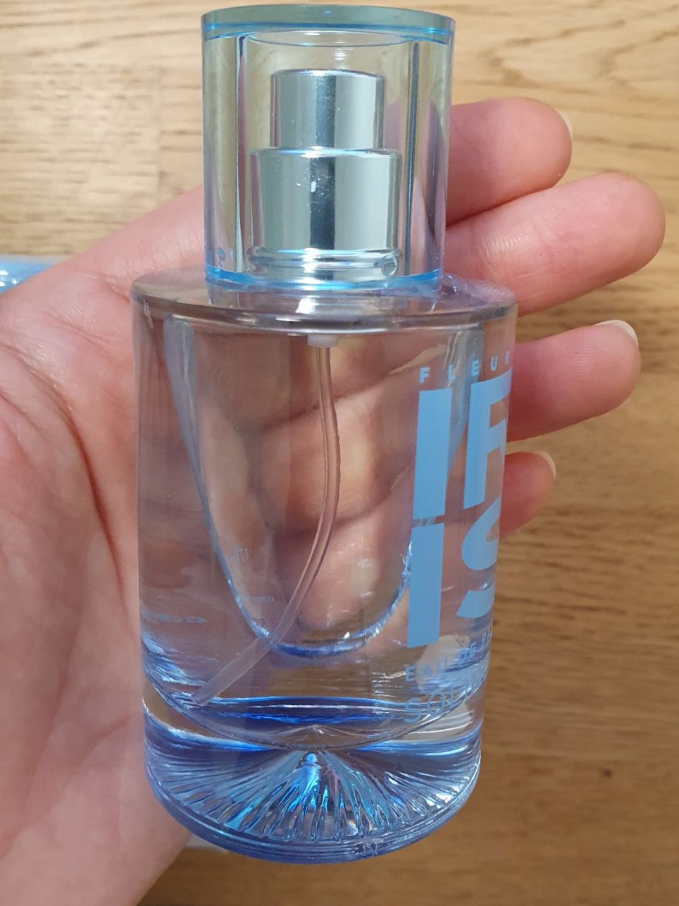 Profumi & Eau de Toilette: Solinotes Fleur d'Iris Eau de Parfum 50ml – Usato da Langnau am Albis venduto da dav_n72f 7