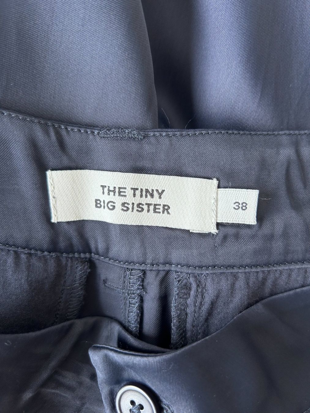 Cos Hosen: The Tiny Big Sister Hose – Neu (gemäss Beschreibung) aus St. Gallen von look-twice 5