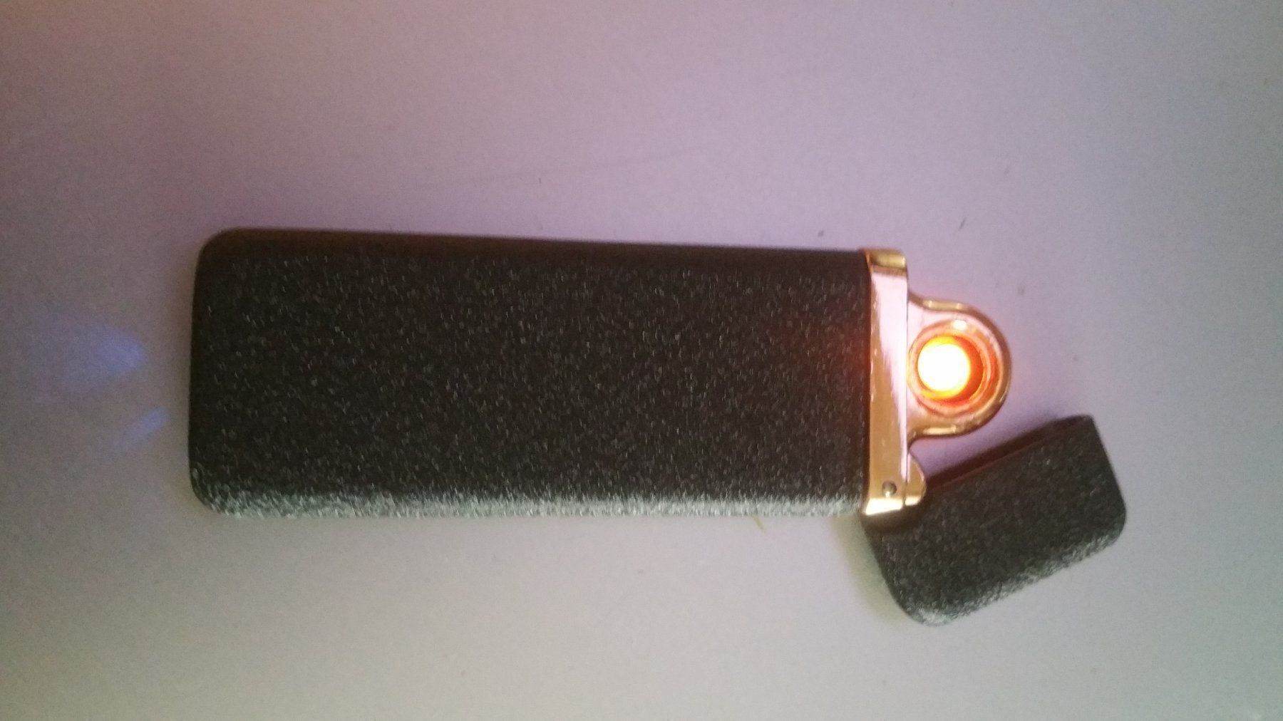 Accendini: briquet – Usato da Epauvillers venduto da pat_c9c5 1