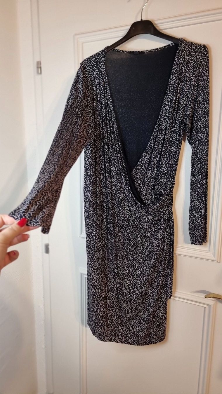 Vestiti: Kleid Größe L/XL – Usato da Wald ZH venduto da Martin79
