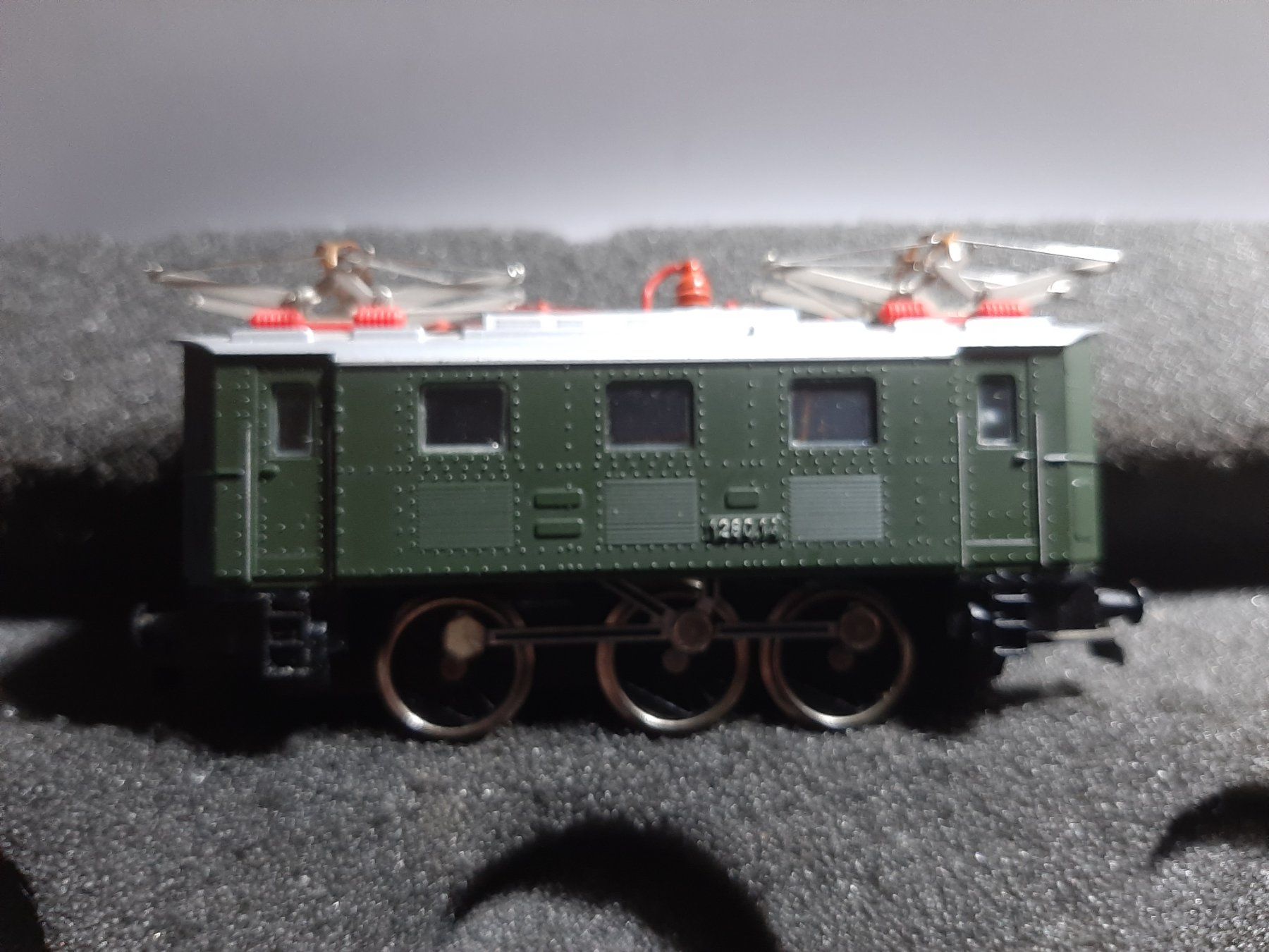 Kleinbahn Modelleisenbahnen: Kleinbahn HO ÖBB 1280.14 – Gebraucht aus Avully von RIVALIS