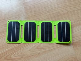 Powertec faltbares Solarladegerät – 4 Panels, USB-A
