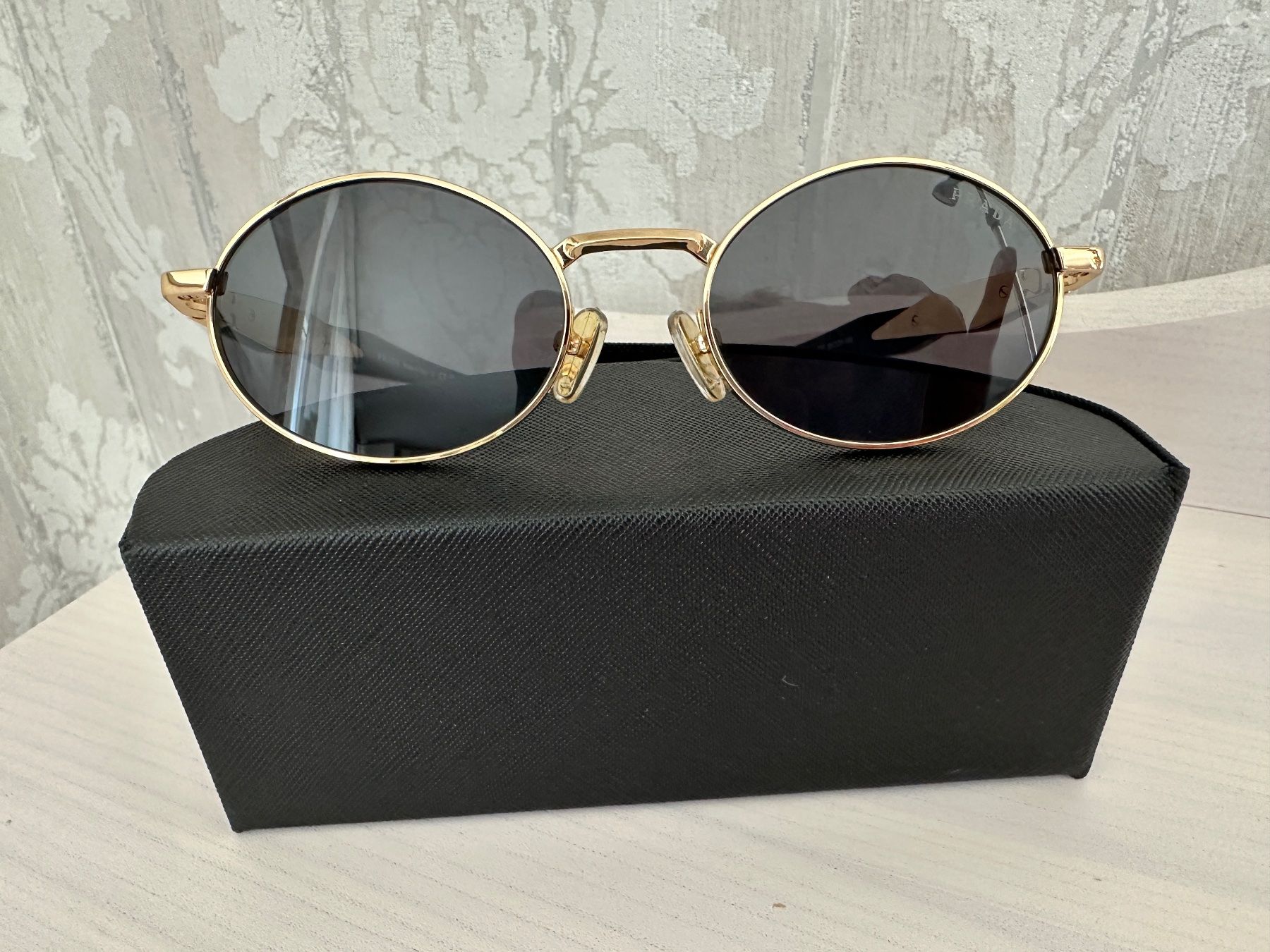 Brillen & Gläser: PRADA neue Sonnenbrille – Neu (gemäss Beschreibung) aus Oberwil-Lieli von Svetlana28 2