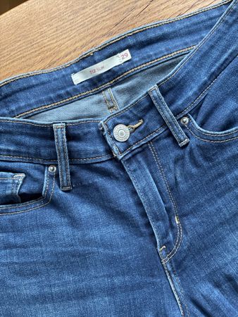 Levi's 712 Slim Jeans Damen blau Grösse 29 gebraucht