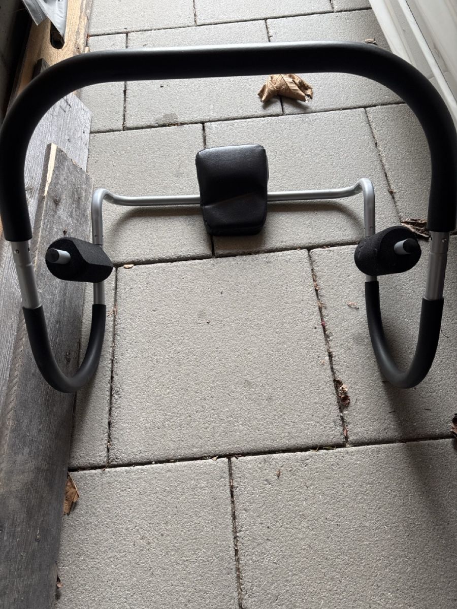 Hometrainer: Bauchtrainer AB Roller – Usato da Heiligkreuz (Mels) venduto da cor_k7yy