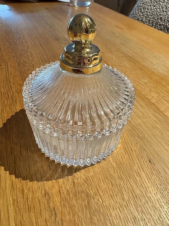 Ciotole: Glasschale mit Deckel gold – Nuovo e nell'imballaggio originale da Bremgarten AG venduto da val_ch
