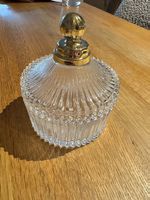 Glasschale mit Deckel gold