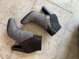 Stiefelette (grau, Gr. 38, wenig getragen)
