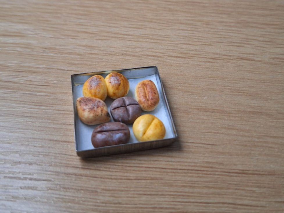 Puppenhäuser & -möbel: Brötli Backblech, Handgemacht, Puppenhaus – Neu (gemäss Beschreibung) aus Zürich von HandmadeTinyFood 2