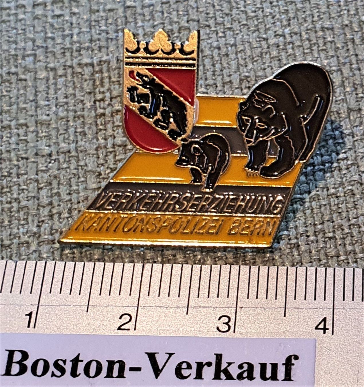 Plaketten & Abzeichen: E276 - Pin Kantons Polizei Bern Verkehr. – Gebraucht aus Reinach BL von Boston-Verkauf 1