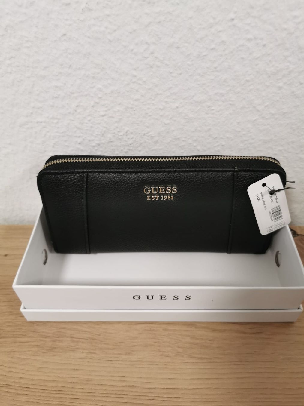 Guess Portamonete: GUESS Portemonnaie – Nuovo e nell'imballaggio originale da Basel venduto da dada_gili 2