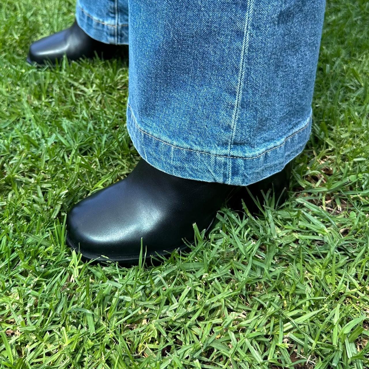 Scarpe da donna: NEU Feners Leather black mules & clogs Size 36 – Nuovo (secondo la descrizione) da Zürich venduto da VanJensen 3