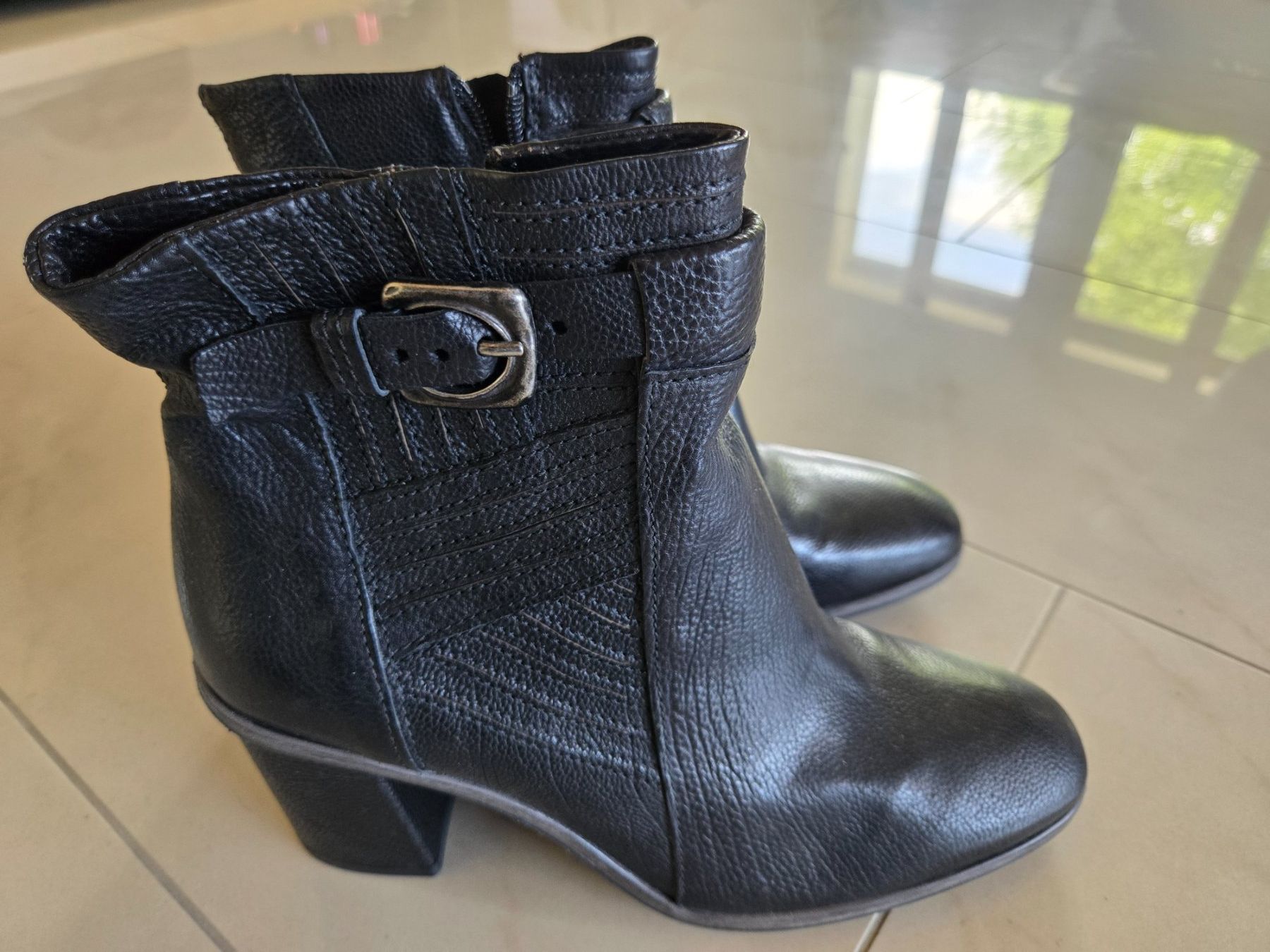 Scarpe da donna: MJUS Stiefeletten Grösse 41 – Usato da Bern venduto da philacat