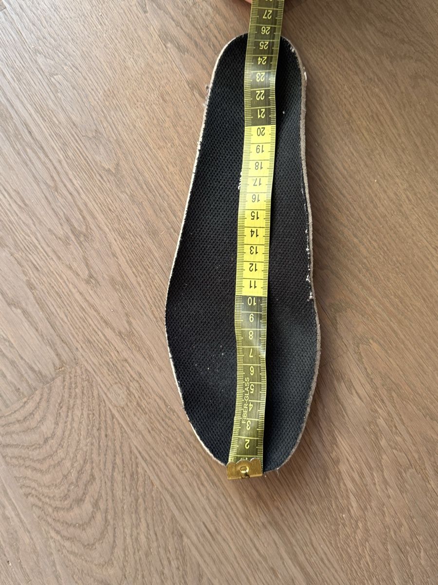 Salomon Scarpe da donna: Salomon T4 in black size 39 2/3 – Usato da Zürich venduto da tan_7szg 2