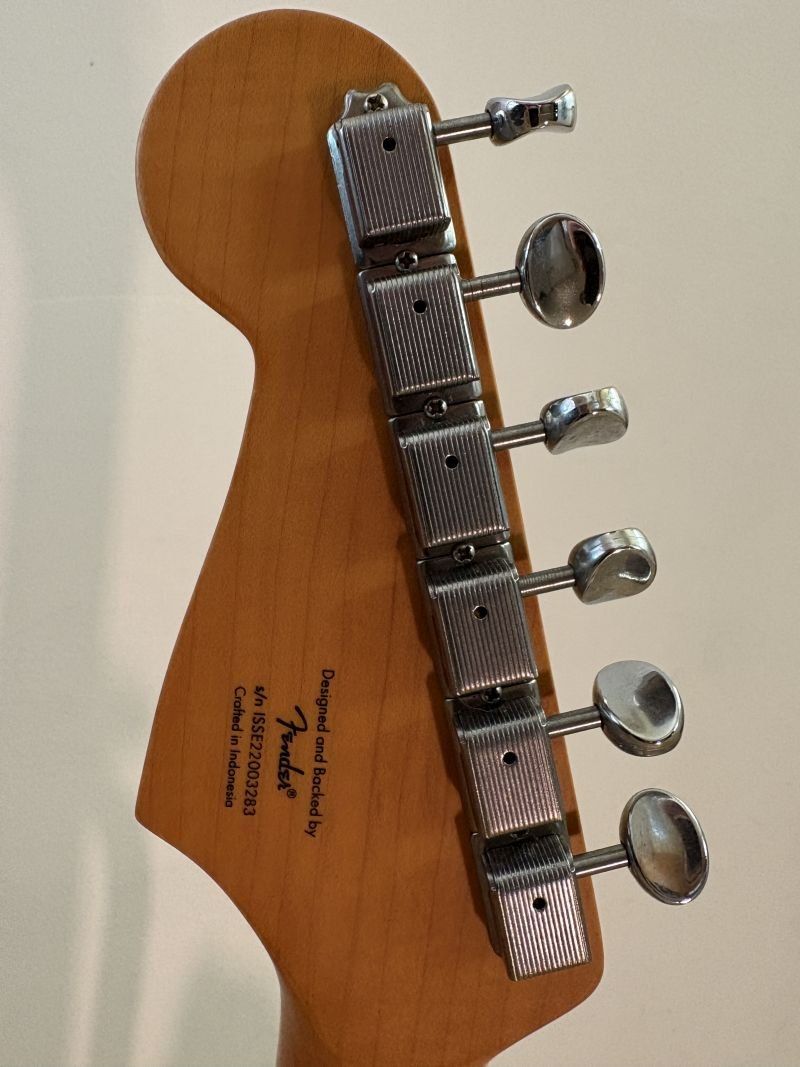 Instruments de musique: Squier 40th Anniversary Stratocaster Vintage Edition – D'occasion à Morgarten par Ssolaris 3