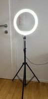 LED Ringleuchte mit Stativ dimmbar guter Zustand