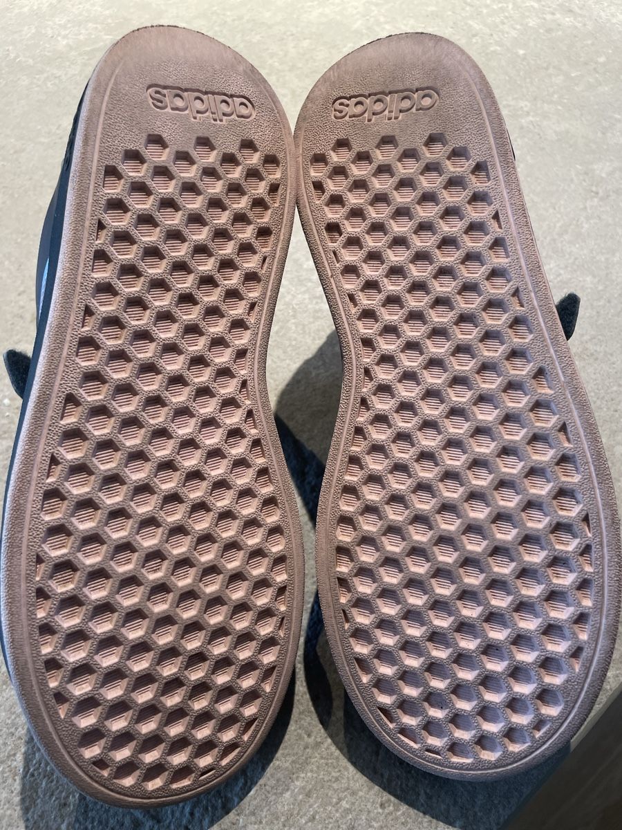 Adidas Scarpe per ragazze: Adidas Sneaker – Usato da Heiligenschwendi venduto da Mike73 4