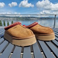 UGG Tazz Slipper Chestnut – Gr. 36 – neuwertig – 1x getragen