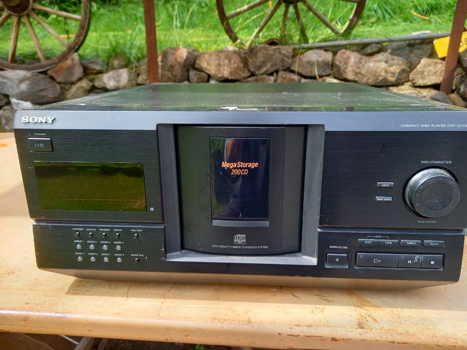 Sony Lettore multimediale & Streamer: SONY CDP-CX350 MegaStorage 200CD Player gebraucht – Difettoso da Ebnat-Kappel venduto da leo_6p56