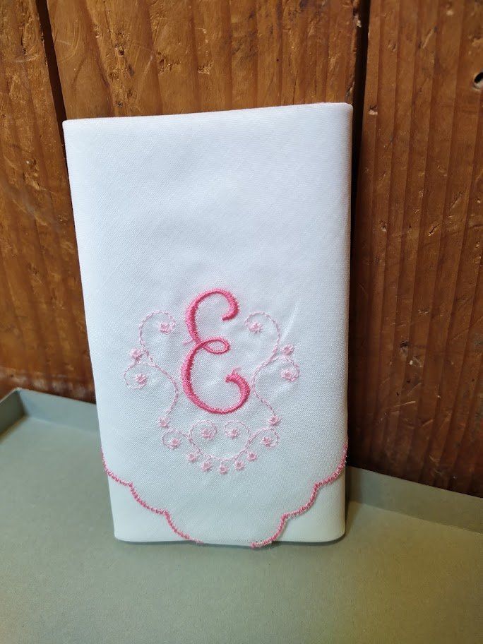 Altro in  Abbigliamento & Accessori: 3er Set Taschentücher mit Monogramm "E", Vintage Look – Nuovo (secondo la descrizione) da Walkringen venduto da petro06 5