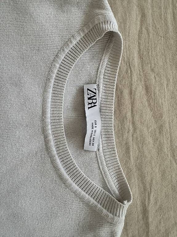 Tops: Top bianco  – D'occasion à Vacallo par zoe_227m 1