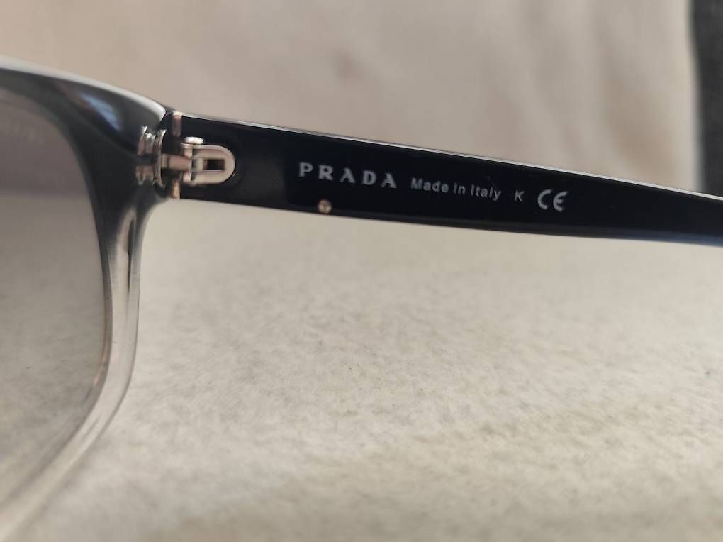 Prada Brillen & Gläser: Prada SPR29N Sonnenbrille – Gebraucht aus Oberkulm von FairTreasures 2